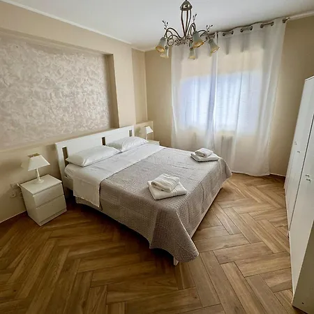 Columbia House Palmi