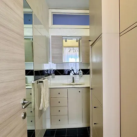 Columbia House Palmi