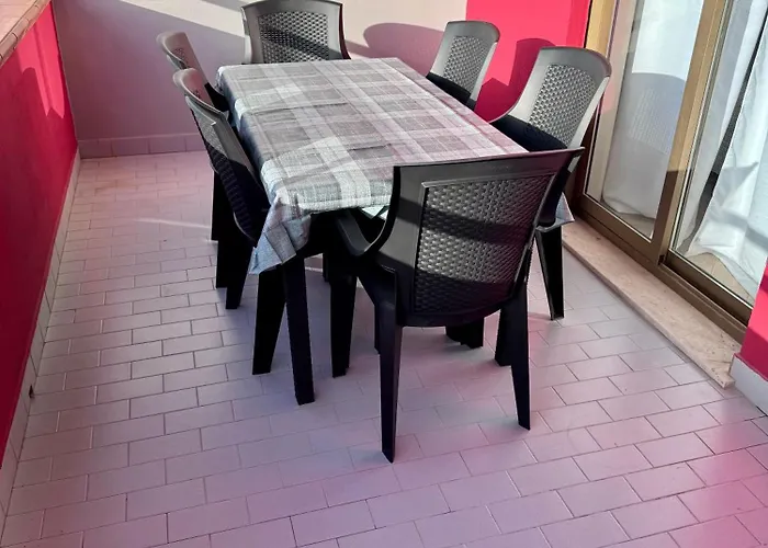 Daire Columbia House *